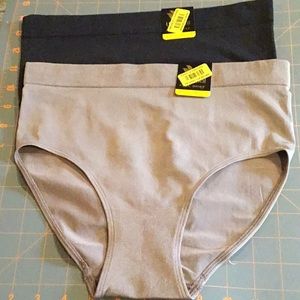 NWT Wacoal Full Brief Panties